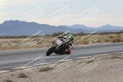 media/Sep-21-2025-Race Pace (Sun) [[98bf33ef95]]/Verified/5-Turn 15 Inside (930am)/